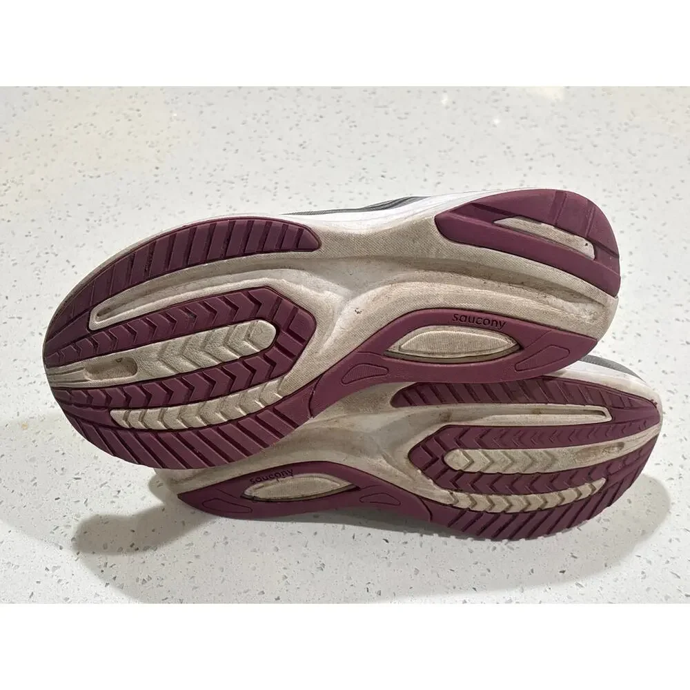 Saucony women’s sz